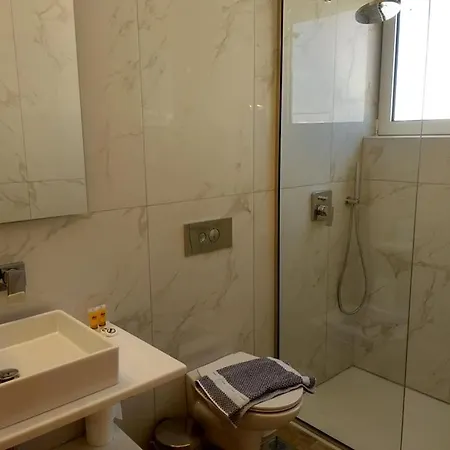 Otel International Rhodes City