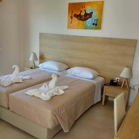 International 3* Rhodes City